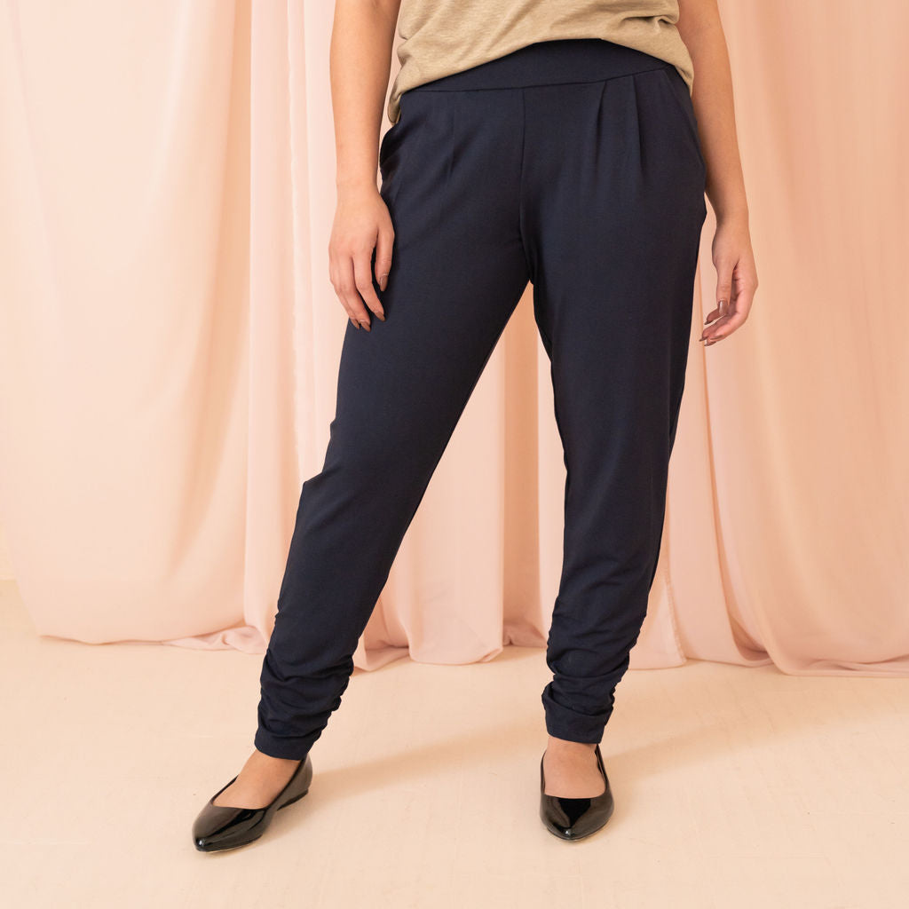 Women's Embroidered Sweatpants - Women's Pants & Leggings - New In 2024